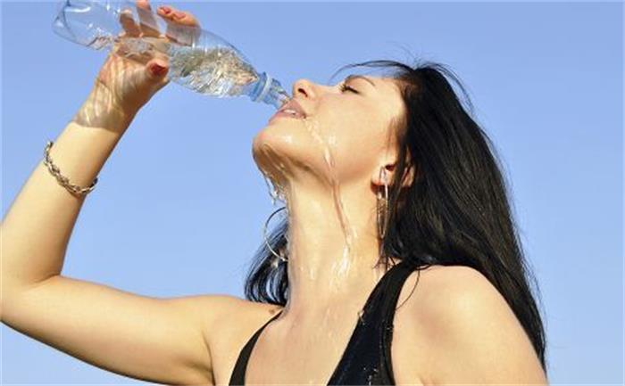天地精华让更多人喝上健康水
