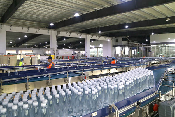 重磅！華東最大的礦泉水生產基地二期正式投產運營！